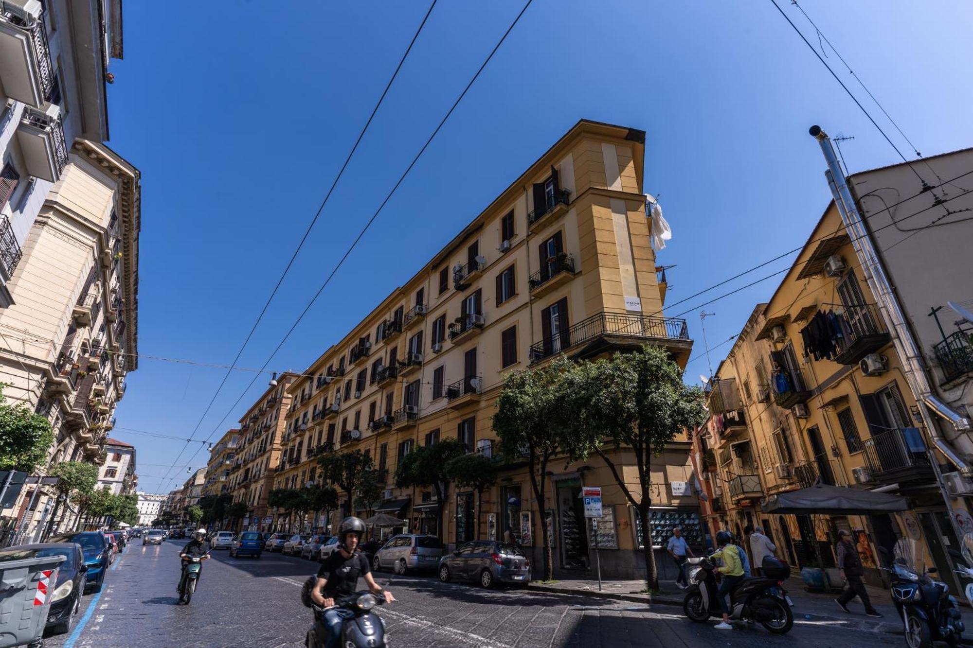 Av Rooms Napoli المظهر الخارجي الصورة